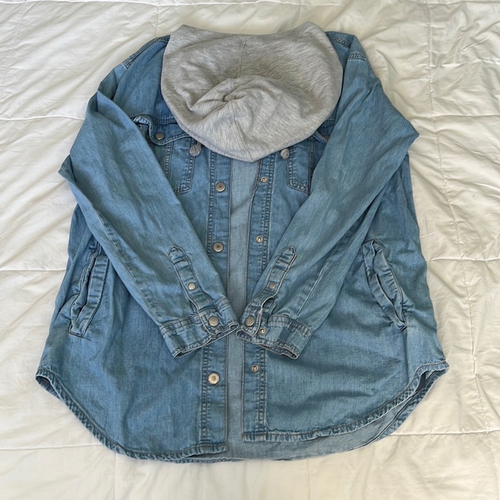 DIVIDED H&M Hooded Denim Jacket